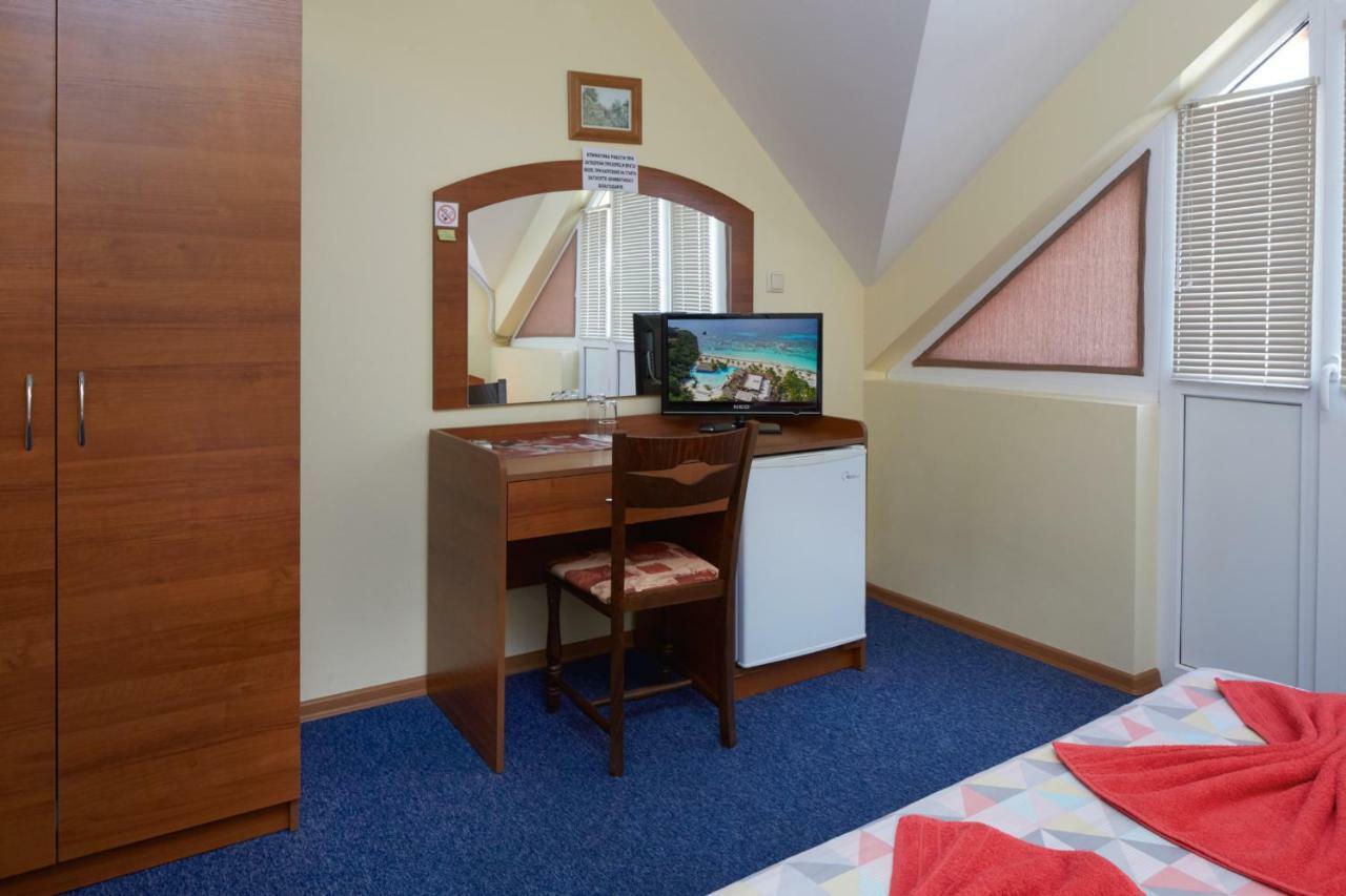 Guest House Plechkarovi Ravda Eksteriør billede